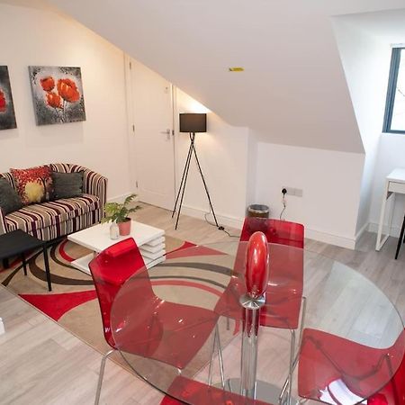 Rosey Lodge -1Bedroom Cousy Flat - Parking, Netflix, Wifi - Close To Blenheim Palace & Oxford - F5 Kidlington Buitenkant foto