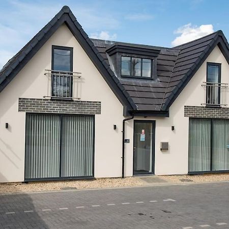 Rosey Lodge -1Bedroom Cousy Flat - Parking, Netflix, Wifi - Close To Blenheim Palace & Oxford - F5 Kidlington Buitenkant foto